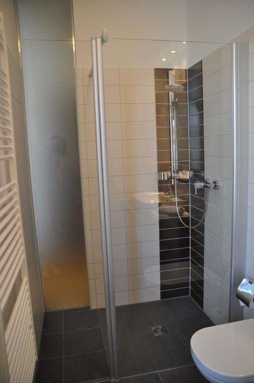 Hotel Bruehlerhoehe Erfurt Bagian luar foto